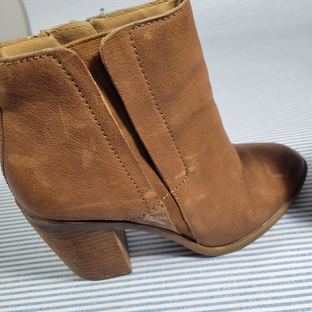 Lucky Brand Sassa Tan Leather Ankle Boots Booties Zipper Women's Size 7 - Picture 12 of 13